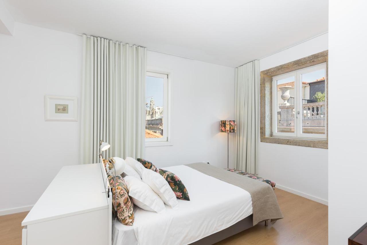 Clube Charming Apartments - Clerigos Porto Bagian luar foto