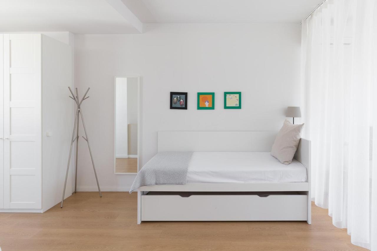 Clube Charming Apartments - Clerigos Porto Bagian luar foto