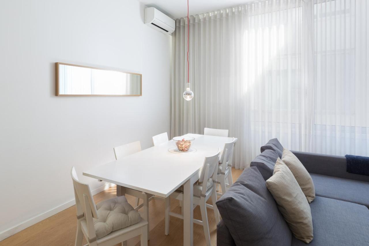 Clube Charming Apartments - Clerigos Porto Bagian luar foto