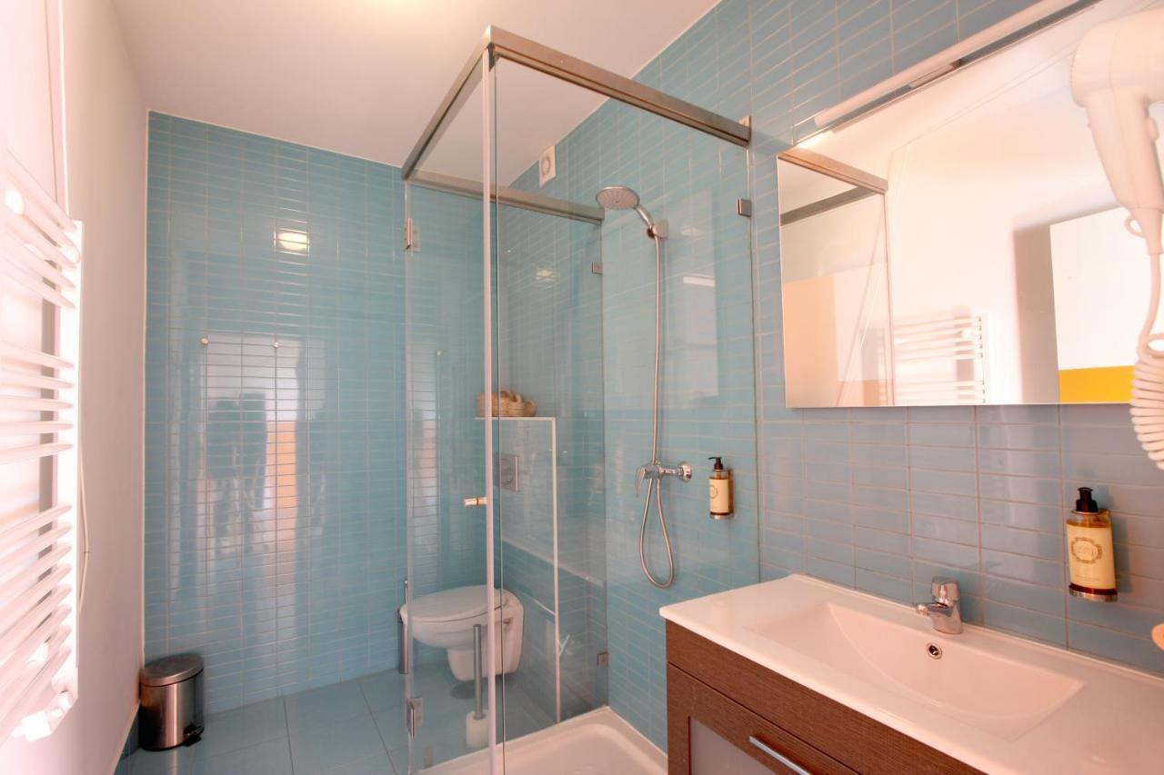 Clube Charming Apartments - Clerigos Porto Bagian luar foto