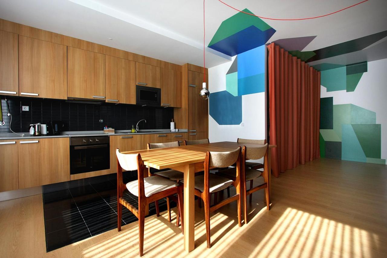 Clube Charming Apartments - Clerigos Porto Bagian luar foto